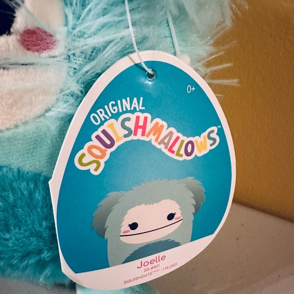 Nwt HTF 👣 5" Joelle Blue Bigfoot  Squishmallow Yeti - Picture 2 of 3